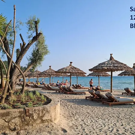 Holiday home Blue Pastel-cliffside Villa, Shared Pool, Wild Sandy Nearby