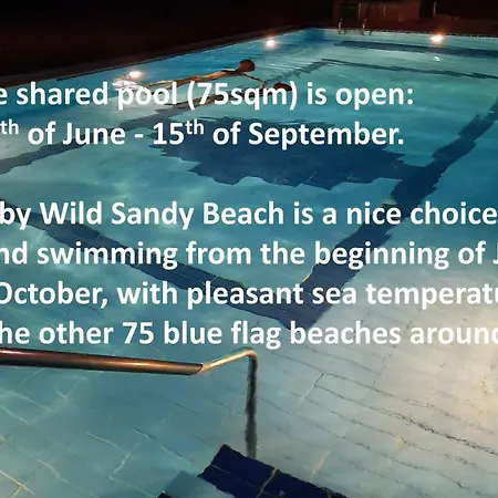 בית נופש Blue Pastel-cliffside Villa, Shared Pool, Wild Sandy Nearby