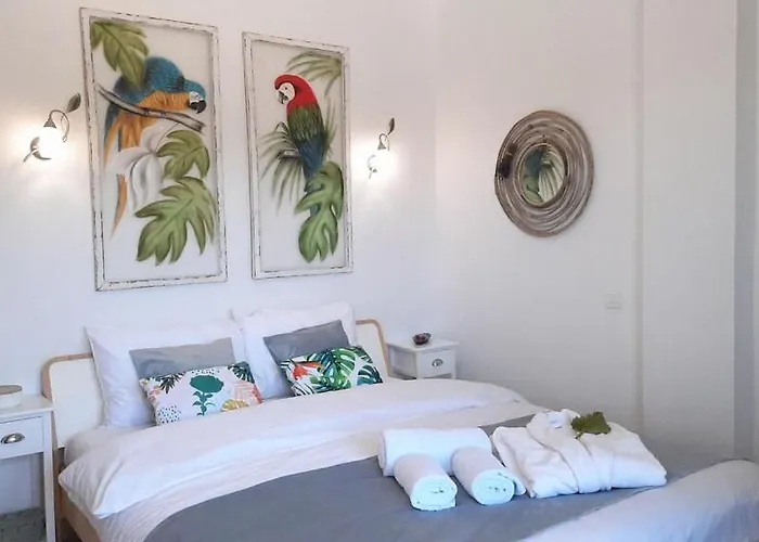 Blue Pastel-cliffside Villa, Shared Pool, Wild Sandy Nearby