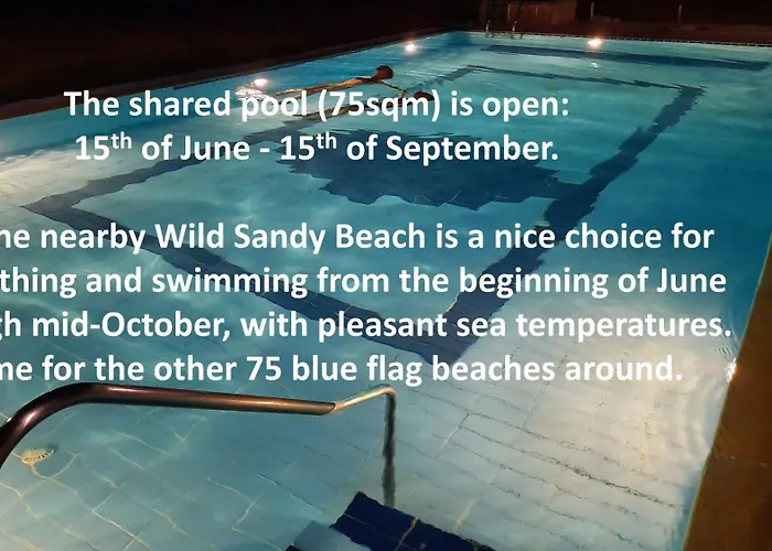 Vakantiehuis Blue Pastel-cliffside Villa, Shared Pool, Wild Sandy Nearby